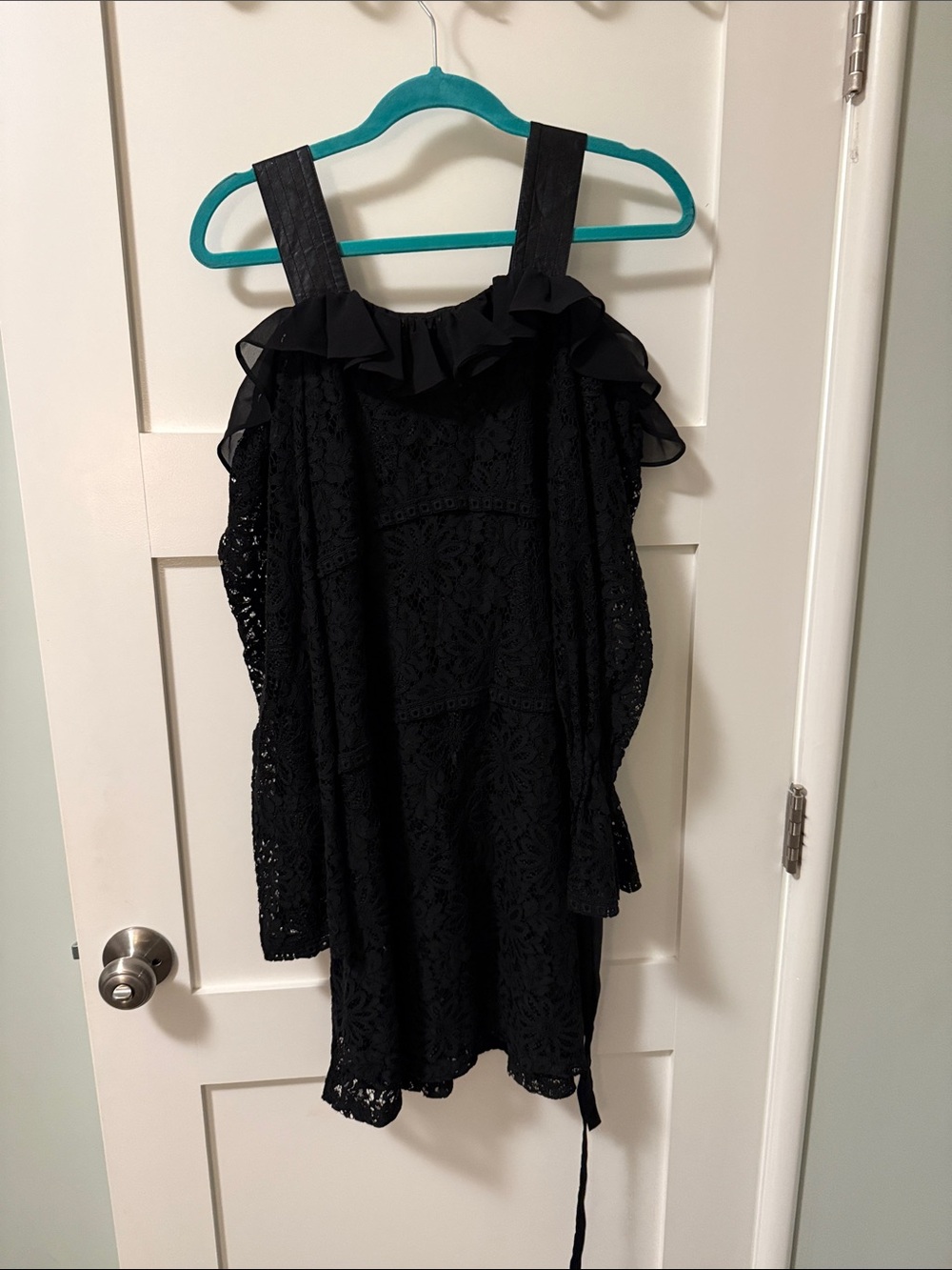 Black Lace Ruffle Cold-Shoulder Mini Dress - Elegant Evening Style